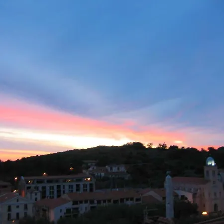 Avec Vue Sur A Port-vendres, 60 M², Balcons. Apartman