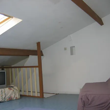 Avec Vue Sur A Port-vendres, 60 M², Balcons.