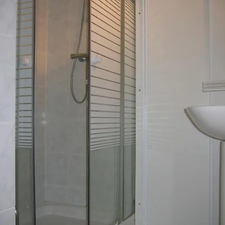 Avec Vue Sur A Port-vendres, 60 M², Balcons. Пор-Вандр
