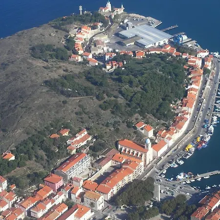 Avec Vue Sur A Port-vendres, 60 M², Balcons. Apartman