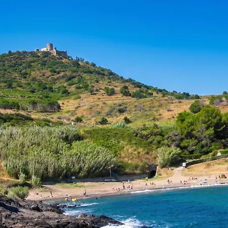 Avec Vue Sur A Port-vendres, 60 M², Balcons. *