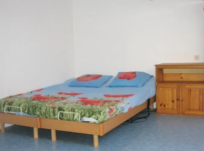 Avec Vue Sur A Port-vendres, 60 M², Balcons.